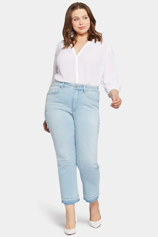 Marilyn Straight Ankle Jeans In Plus Size - Brightside