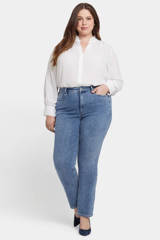 Marilyn Straight Jeans In Plus Size - Hayden Valley